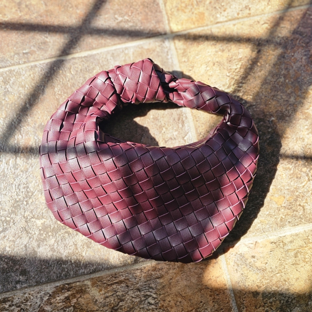 Moda Luxe Leather Burgundy Handbag